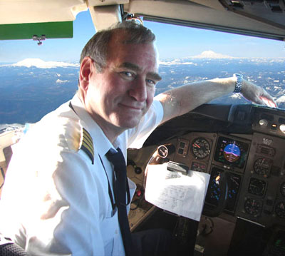 Photo of James Nance on his retirement flight 30 Dec 2006